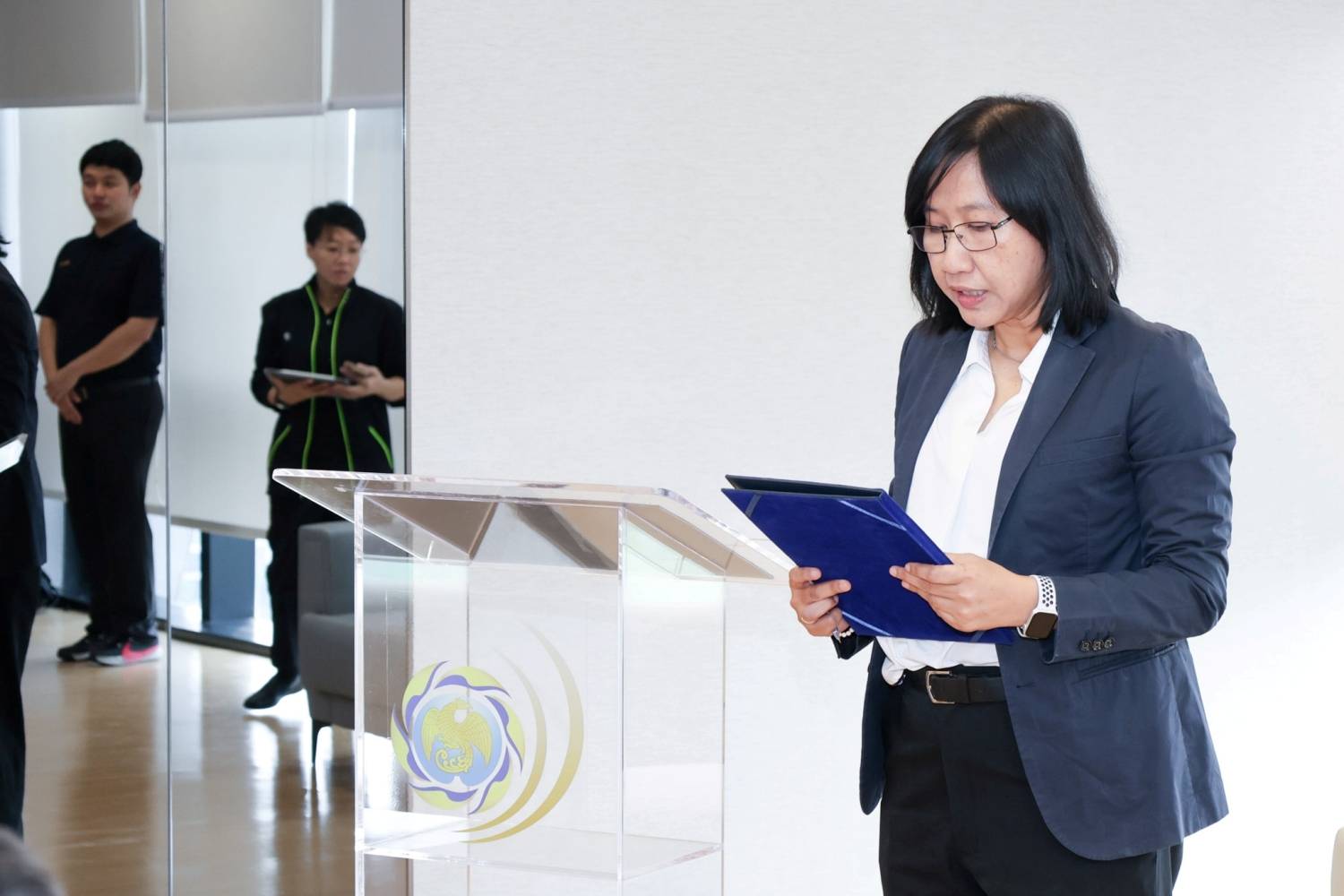 สำนักงานบริหารหนี้สาธารณะรับมอบหนังสือรับรองมาตรฐาน ISO/IEC 27001:2022 เสริมสร้างความเชื่อมั่นความมั่นคงปลอดภัยสารสนเทศ