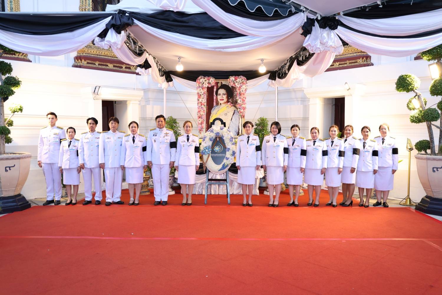 สำนักงานบริหารหนี้สาธารณะ เป็นเจ้าภาพพระพิธีธรรมสวดพระอภิธรรมพระบรมศพสมเด็จพระนางเจ้าสิริกิติ์ พระบรมราชินีนาถ พระบรมราชชนนีพันปีหลวง