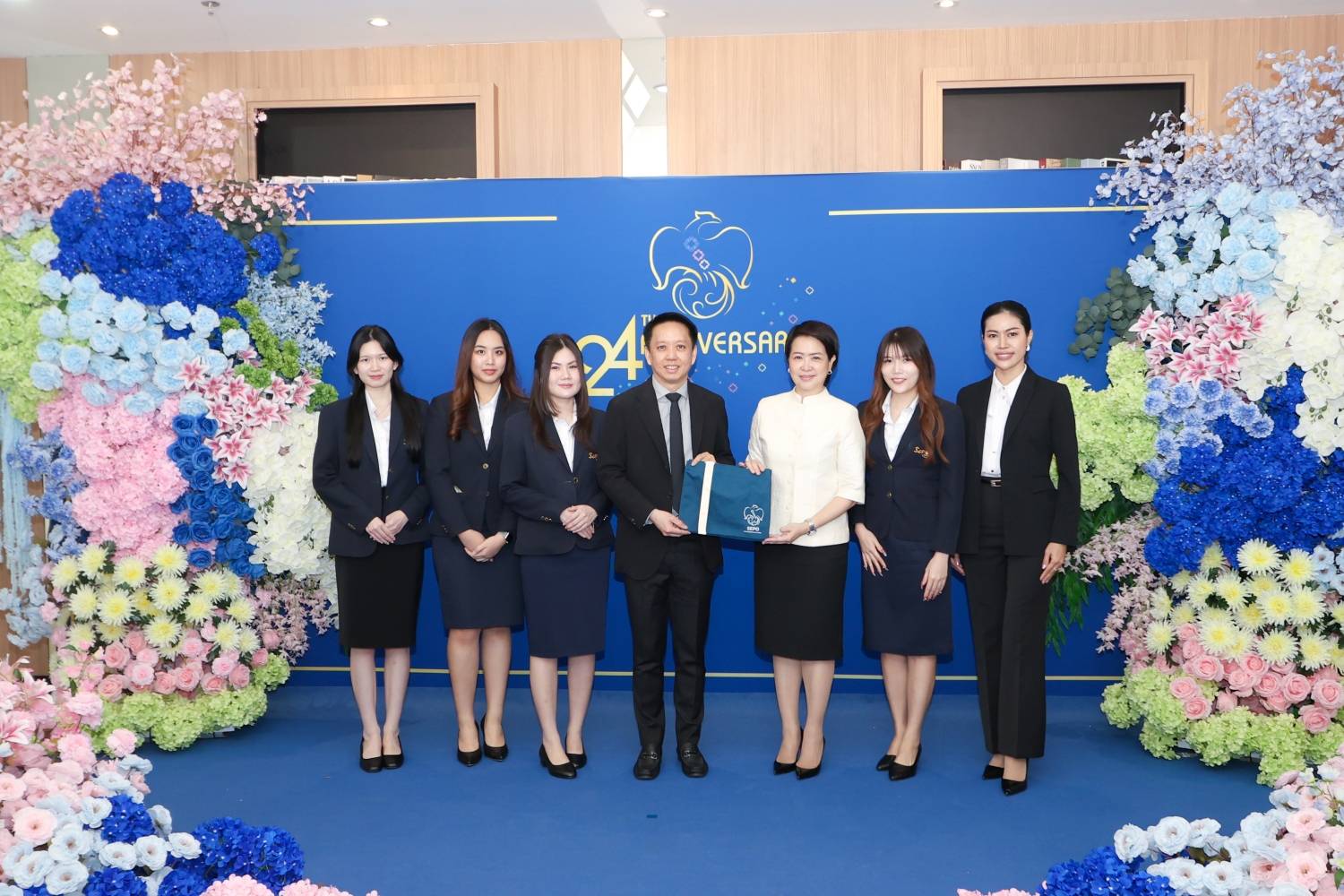 สำนักงานบริหารหนี้สาธารณะร่วมแสดงความยินดีเนื่องในโอกาสวันคล้ายวันสถาปนาครบรอบ 24 ปี สำนักงานคณะกรรมการนโยบายรัฐวิสาหกิจ