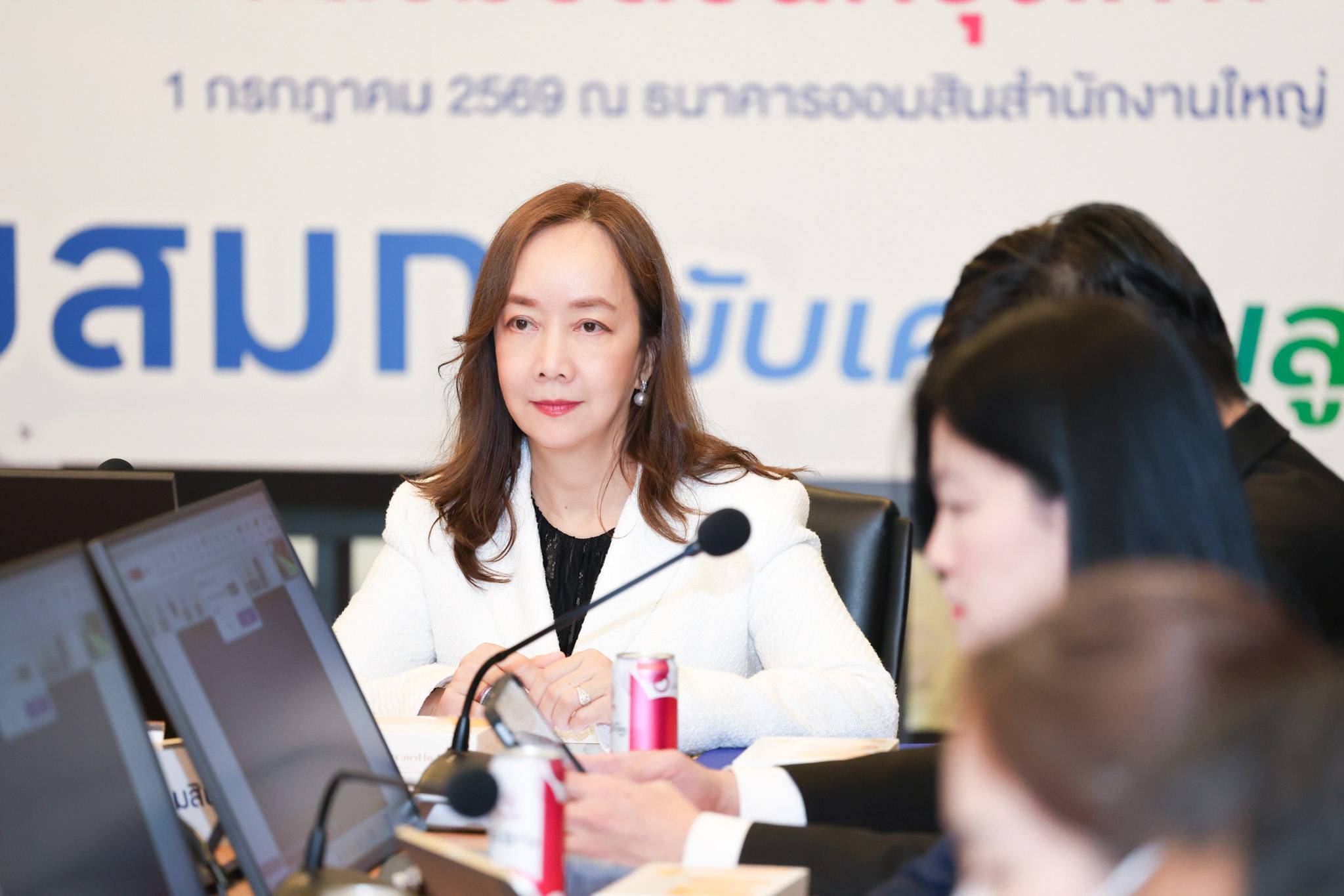 สำนักงานบริหารหนี้สาธารณะร่วมงาน Roadshow การออกและเสนอขายพันธบัตรส่งเสริมความยั่งยืนขององค์การขนส่งมวลชนกรุงเทพ