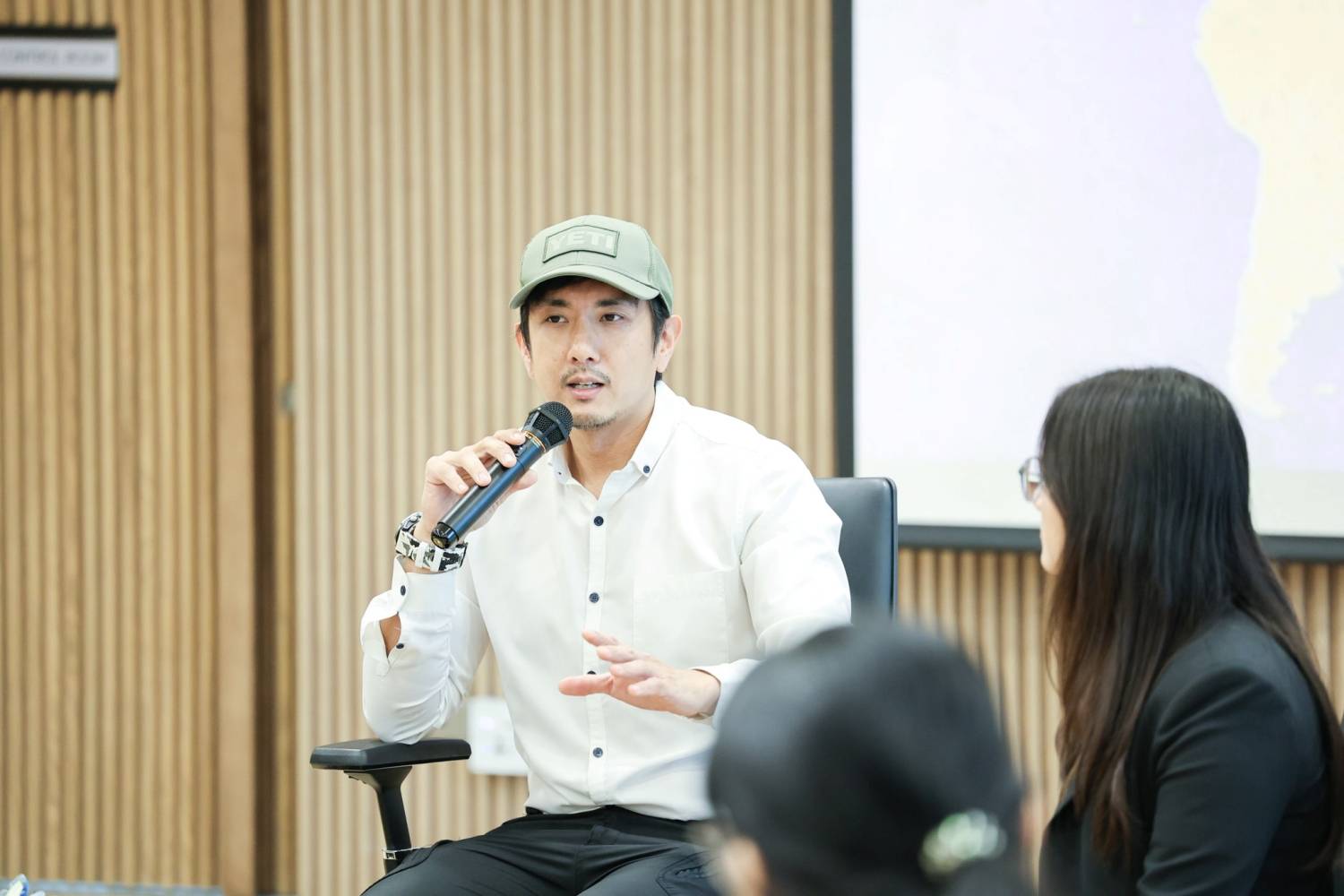 โครงการฝึกอบรมเชิงปฏิบัติการ “แนวทางการติดตามและประเมินผลโครงการโดยใช้การวิเคราะห์ห่วงโซ่ผลสัมฤทธิ์ (Results Chain) การประเมินผลตอบแทนทางสังคม (Social Return on Investment: SROI) และการประเมินผลโครงการตามแนวคิด Environmental Social and Governance สู่เป้าหมาย Sustainable Development Goals ที่ยั่งยืน”