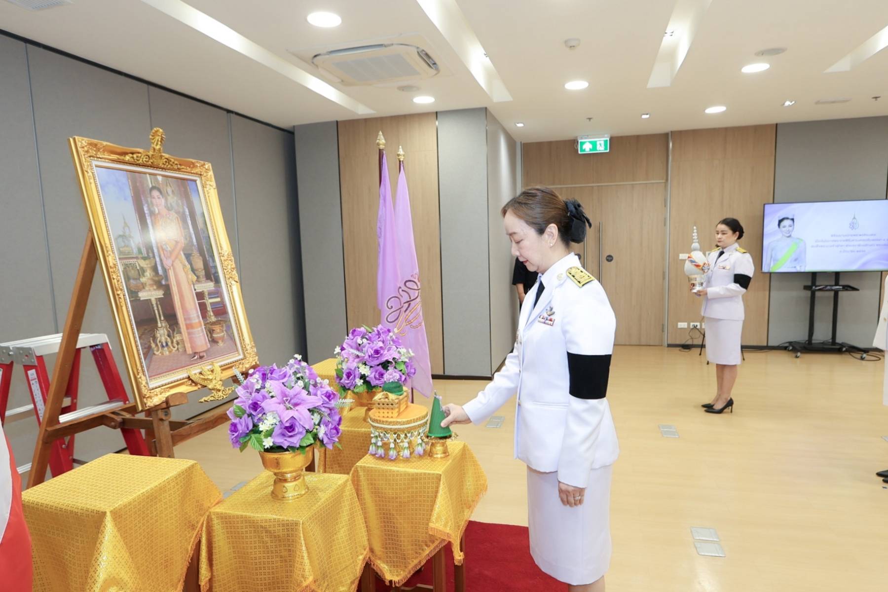 สำนักงานบริหารหนี้สาธารณะจัดพิธีลงนามถวายพระพรชัยมงคล เนื่องในโอกาสพระราชพิธีมหามงคลเฉลิมพรรษา 4 รอบ สมเด็จพระนางเจ้าสุทิดา พัชรสุธาพิมลลักษณ พระบรมราชินี 3 มิถุนายน 2568