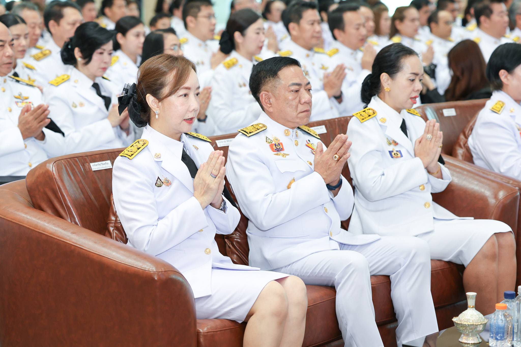 สบน. ร่วมพิธีเจริญพระพุทธมนต์และทำบุญตักบาตร ถวายเป็นพระกุศลแด่สมเด็จพระอริยวงศาคตญาณ สมเด็จพระสังฆราช สกลมหาสังฆปริณายก เนื่องในโอกาสฉลองพระชนมายุ 99 พรรษา