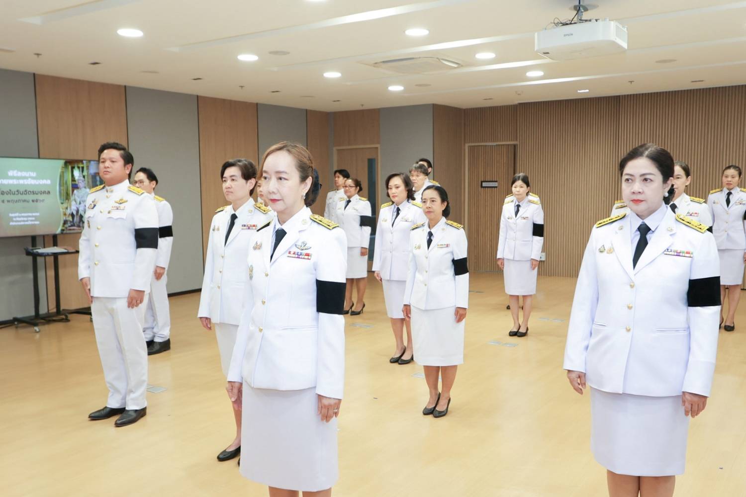 สำนักงานบริหารหนี้สาธารณะจัดพิธีถวายพระพรชัยมงคลพระบาทสมเด็จพระเจ้าอยู่หัว เนื่องในโอกาสวันฉัตรมงคล 