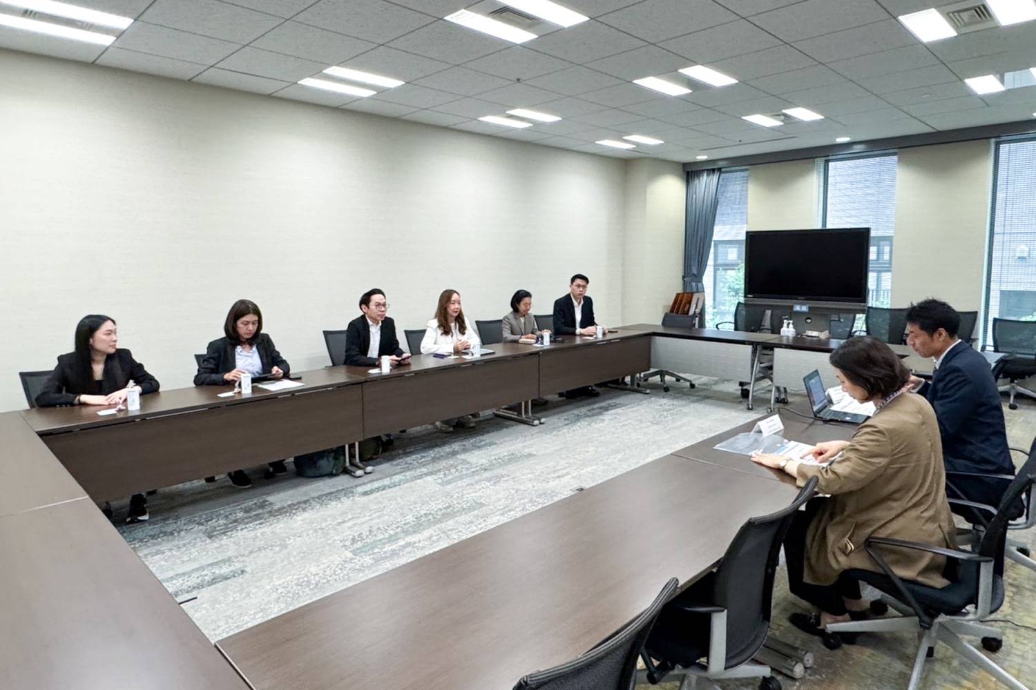 คณะผู้แทน สบน. เข้าพบผู้บริหาร JICA เพื่อติดตามโครงการ ODA และหารือความร่วมมือเพื่อการพัฒนาระหว่างไทย–ญี่ปุ่น ณ JICA Headquarter ประเทศญี่ปุ่น