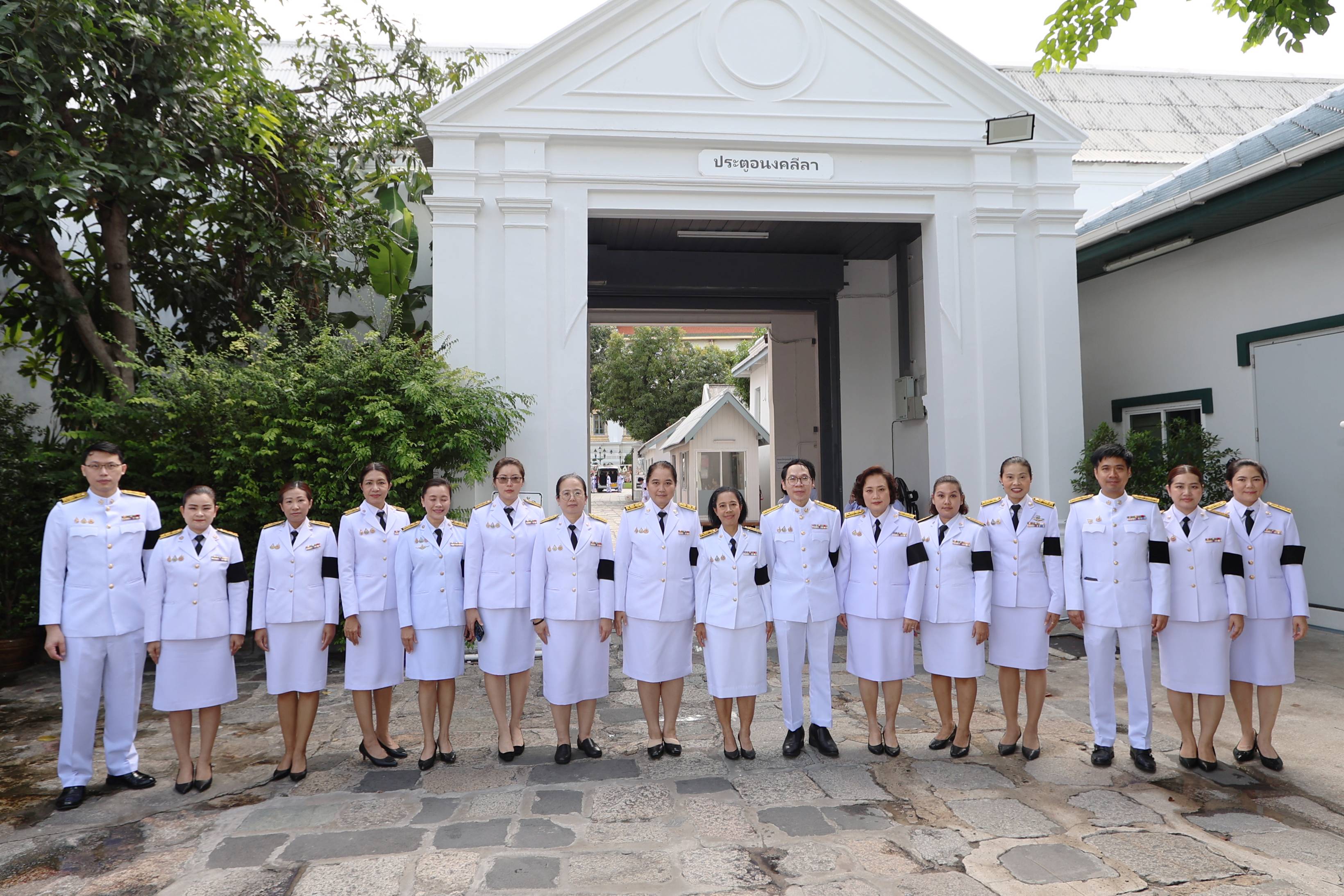 สำนักงานบริหารหนี้สาธารณะร่วมผลัดเวรเฝ้าฯ ในพระพิธีธรรมสวดพระอภิธรรมพระศพ  สมเด็จพระเจ้าลูกเธอ เจ้าฟ้าพัชรกิติยาภา นเรนทิราเทพยวดี กรมหลวงราชสาริณีสิริพัชร มหาวัชรราชธิดา