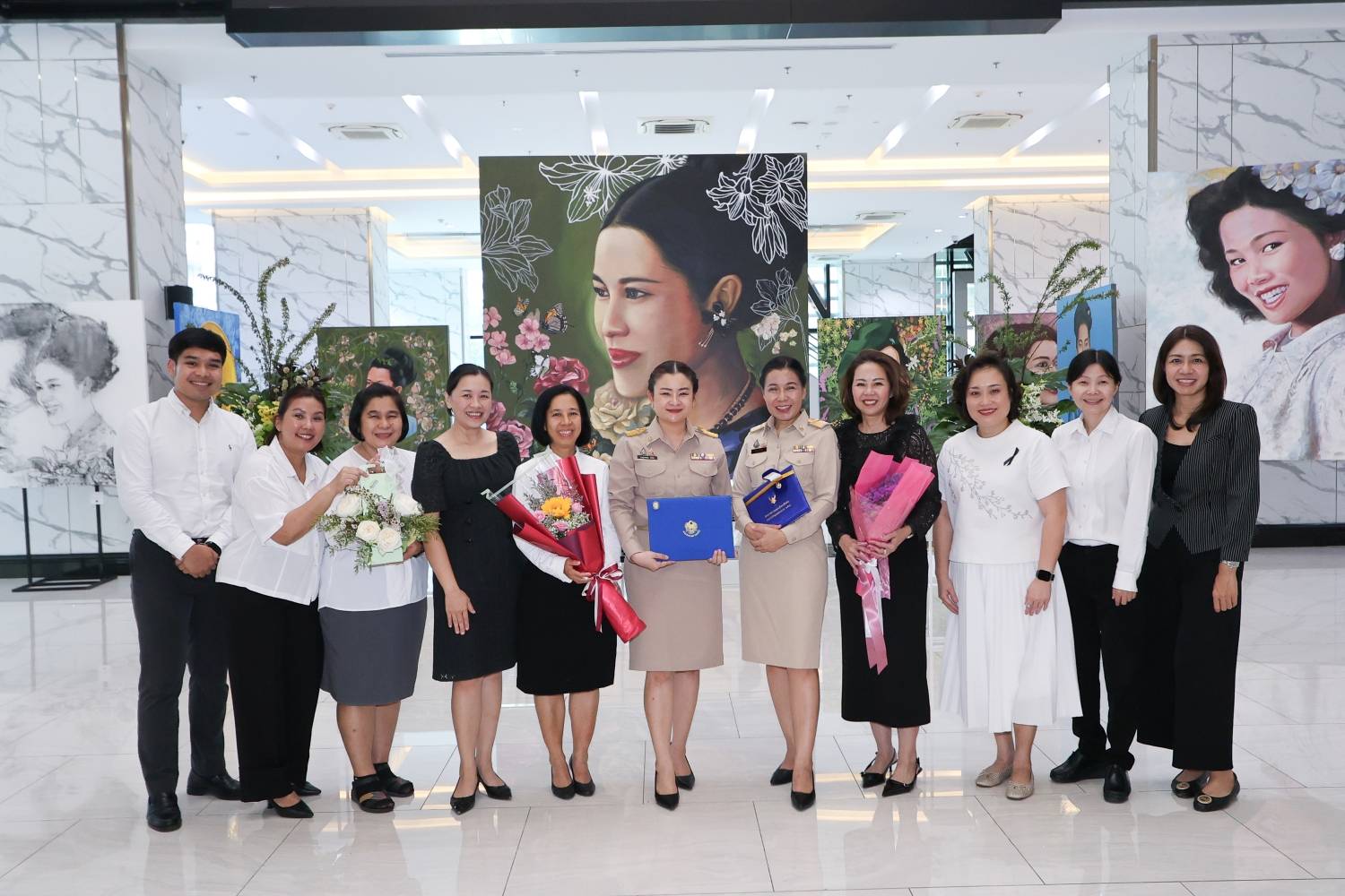 สบน. ร่วมแสดงความยินดีเนื่องในโอกาสงานวันคล้ายวันสถาปนากระทรวงการคลัง ครบรอบ 151 ปี พิธีมอบรางวัลข้าราชการพลเรือนดีเด่น และรางวัลผู้ประพฤติปฏิบัติตนชอบด้วยความซื่อสัตย์สุจริต "รางวัลเกียรติวายุภักษ์" ประจำปีงบประมาณ พ.ศ. 2569