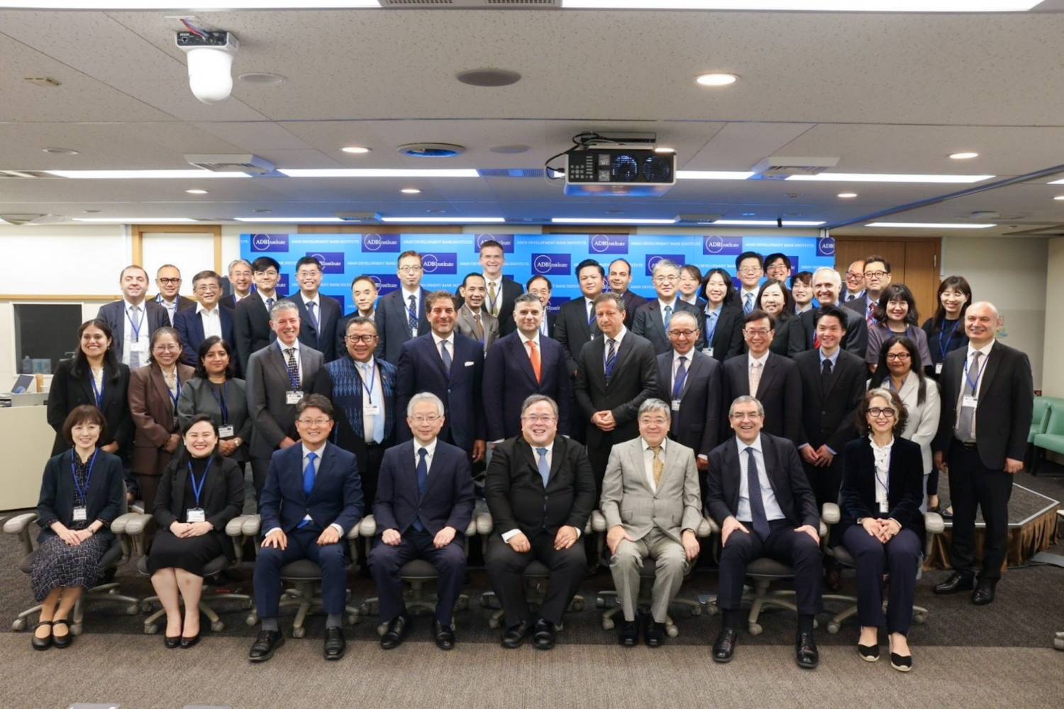 ผู้แทนสำนักงานบริหารหนี้สาธารณะเข้าร่วมการประชุม OECD-ADBI Roundtable on Capital Market and Financial Reform in Asia 2026 ณ กรุงโตเกียว ประเทศญี่ปุ่น