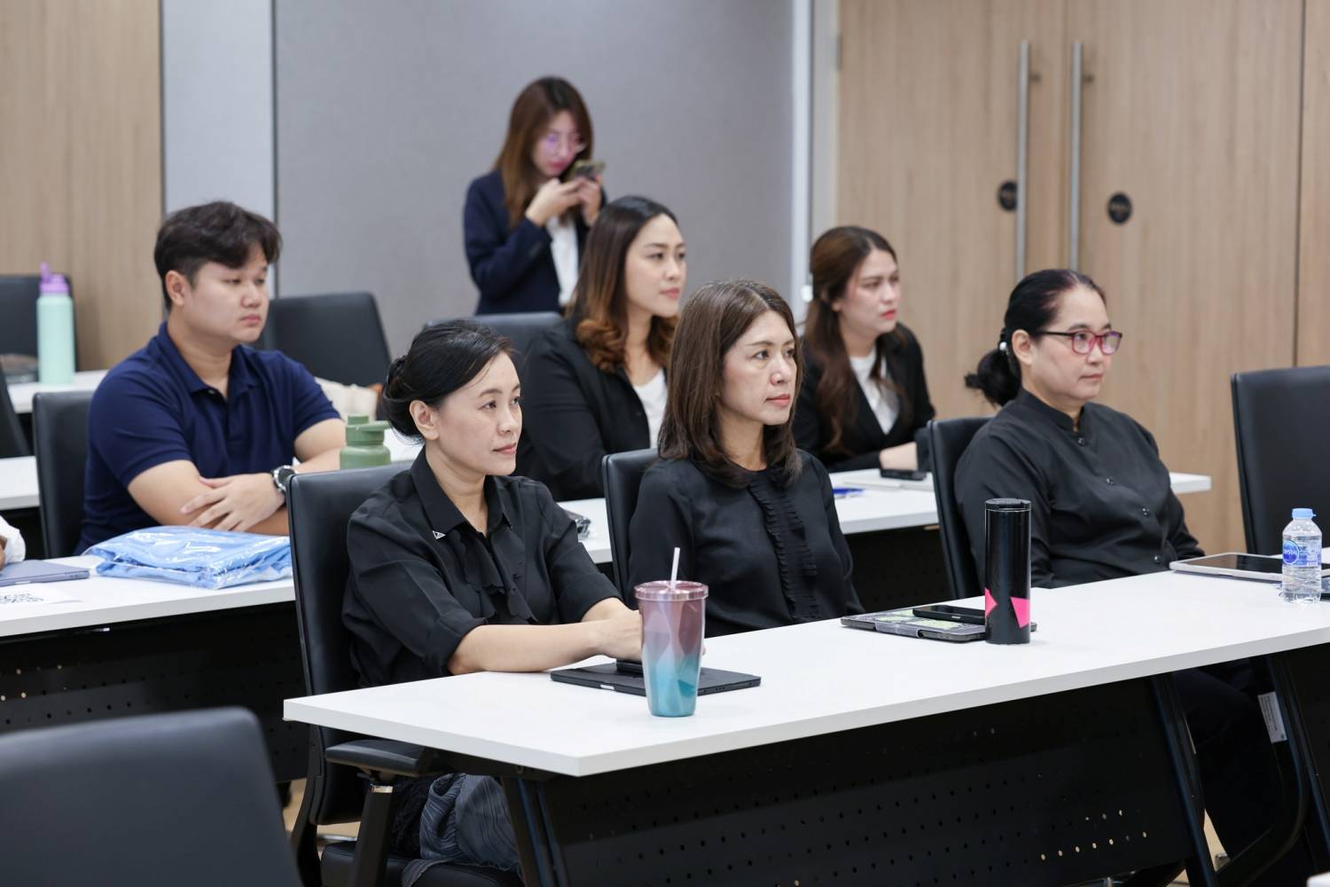 โครงการฝึกอบรมเชิงปฏิบัติการ “แนวทางการติดตามและประเมินผลโครงการโดยใช้การวิเคราะห์ห่วงโซ่ผลสัมฤทธิ์ (Results Chain) การประเมินผลตอบแทนทางสังคม (Social Return on Investment: SROI) และการประเมินผลโครงการตามแนวคิด Environmental Social and Governance สู่เป้าหมาย Sustainable Development Goals ที่ยั่งยืน”