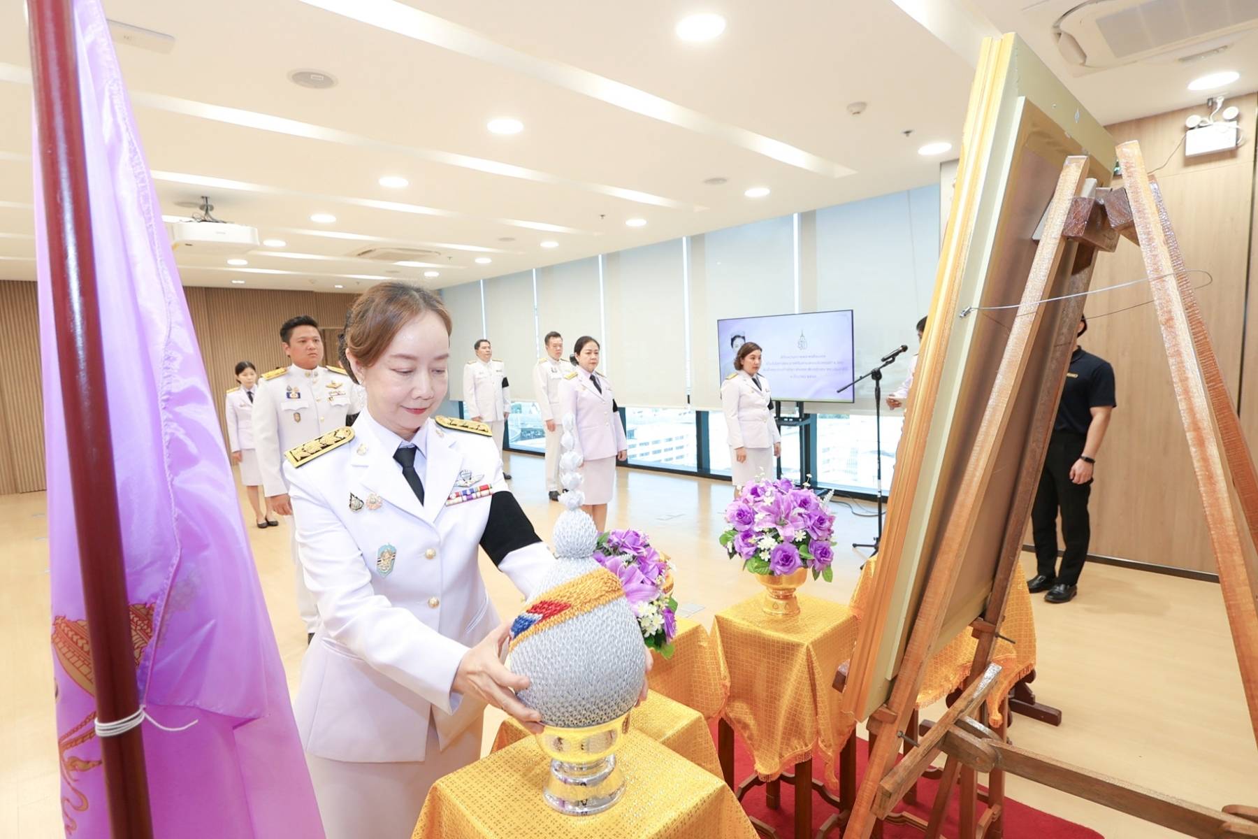 สำนักงานบริหารหนี้สาธารณะจัดพิธีลงนามถวายพระพรชัยมงคล เนื่องในโอกาสพระราชพิธีมหามงคลเฉลิมพรรษา 4 รอบ สมเด็จพระนางเจ้าสุทิดา พัชรสุธาพิมลลักษณ พระบรมราชินี 3 มิถุนายน 2568