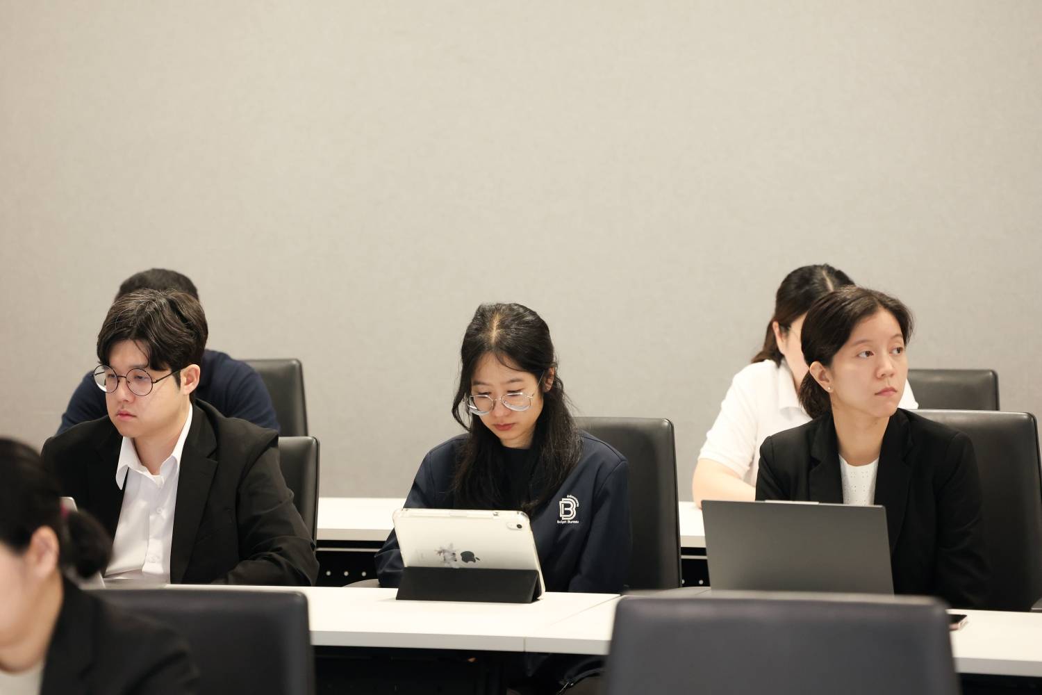 การประชุมคณะทำงานพิจารณากลั่นกรองการกู้เงินของรัฐบาล ครั้งที่ 4/2569