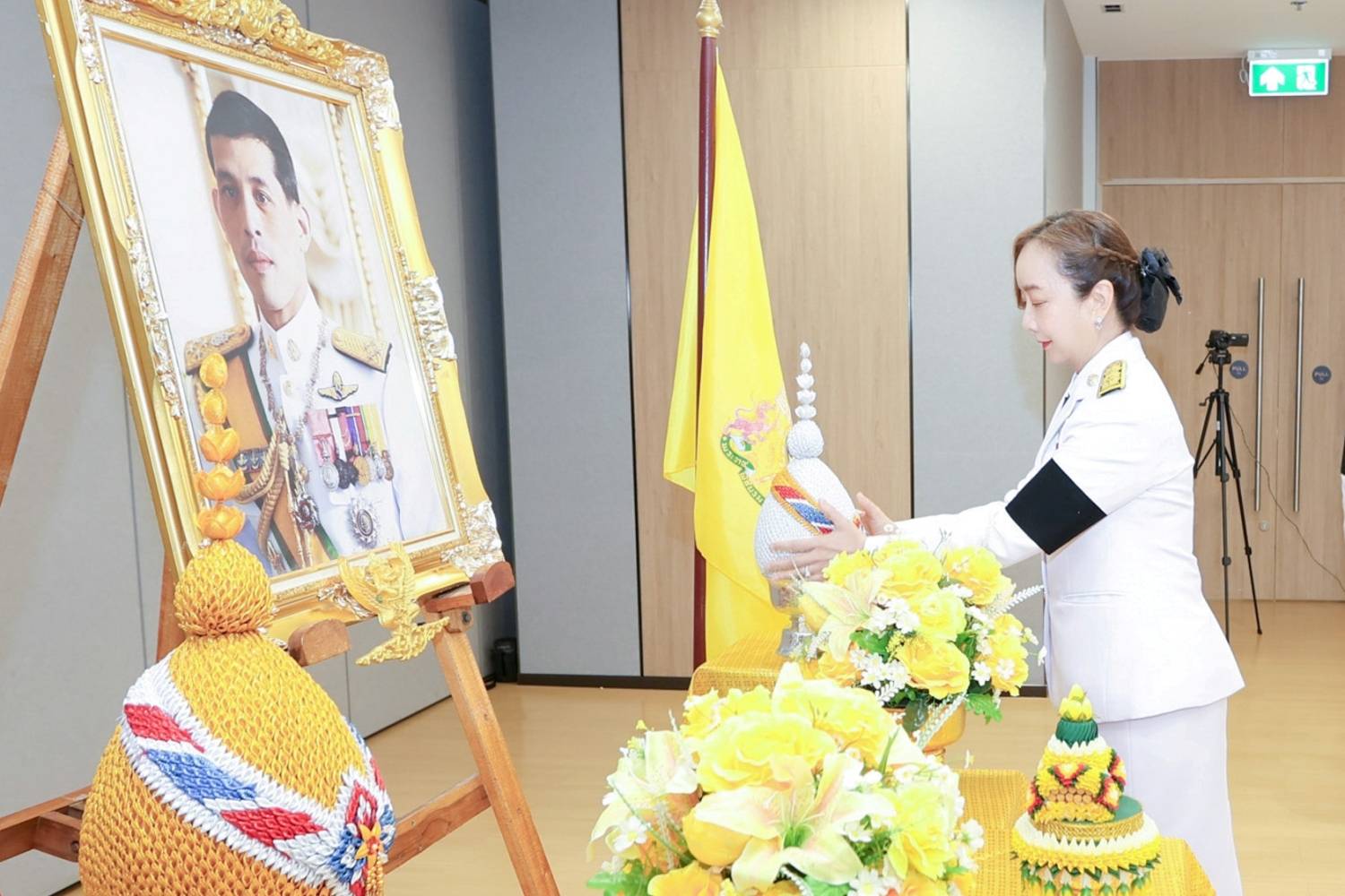 สำนักงานบริหารหนี้สาธารณะจัดพิธีถวายพระพรชัยมงคลพระบาทสมเด็จพระเจ้าอยู่หัว เนื่องในโอกาสวันฉัตรมงคล 