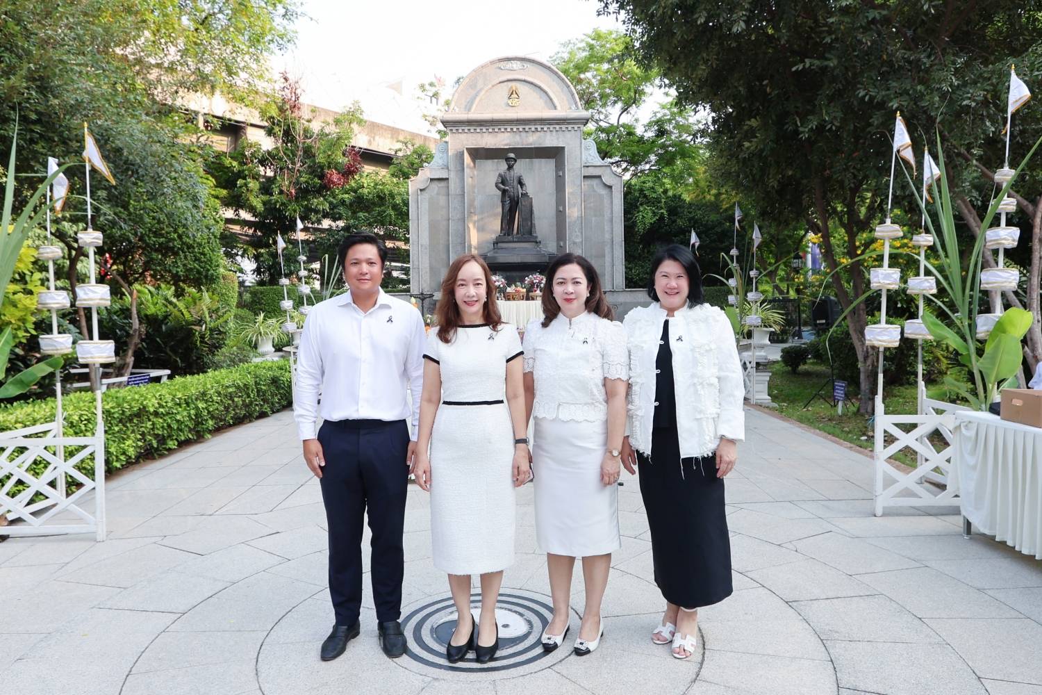 สบน. ร่วมแสดงความยินดีเนื่องในโอกาสงานวันคล้ายวันสถาปนากระทรวงการคลัง ครบรอบ 151 ปี พิธีมอบรางวัลข้าราชการพลเรือนดีเด่น และรางวัลผู้ประพฤติปฏิบัติตนชอบด้วยความซื่อสัตย์สุจริต "รางวัลเกียรติวายุภักษ์" ประจำปีงบประมาณ พ.ศ. 2569
